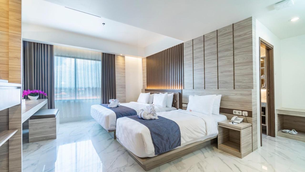 City Of Aventus Hotel - Denpasar Екстер'єр фото