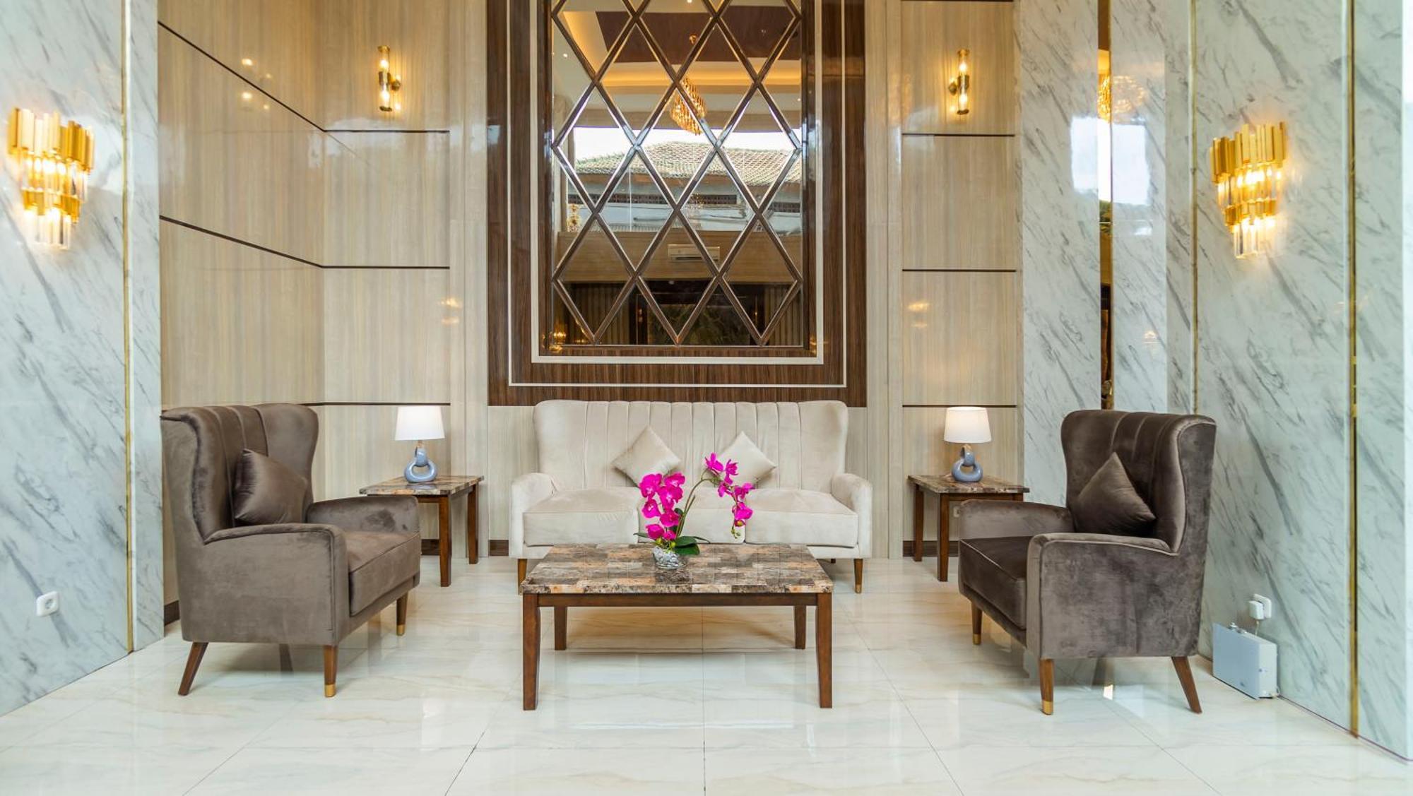 City Of Aventus Hotel - Denpasar Екстер'єр фото