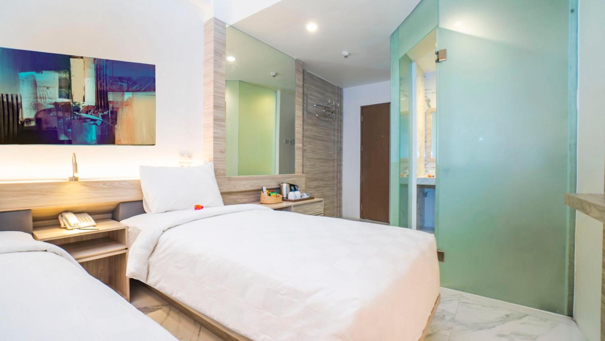 City Of Aventus Hotel - Denpasar Екстер'єр фото