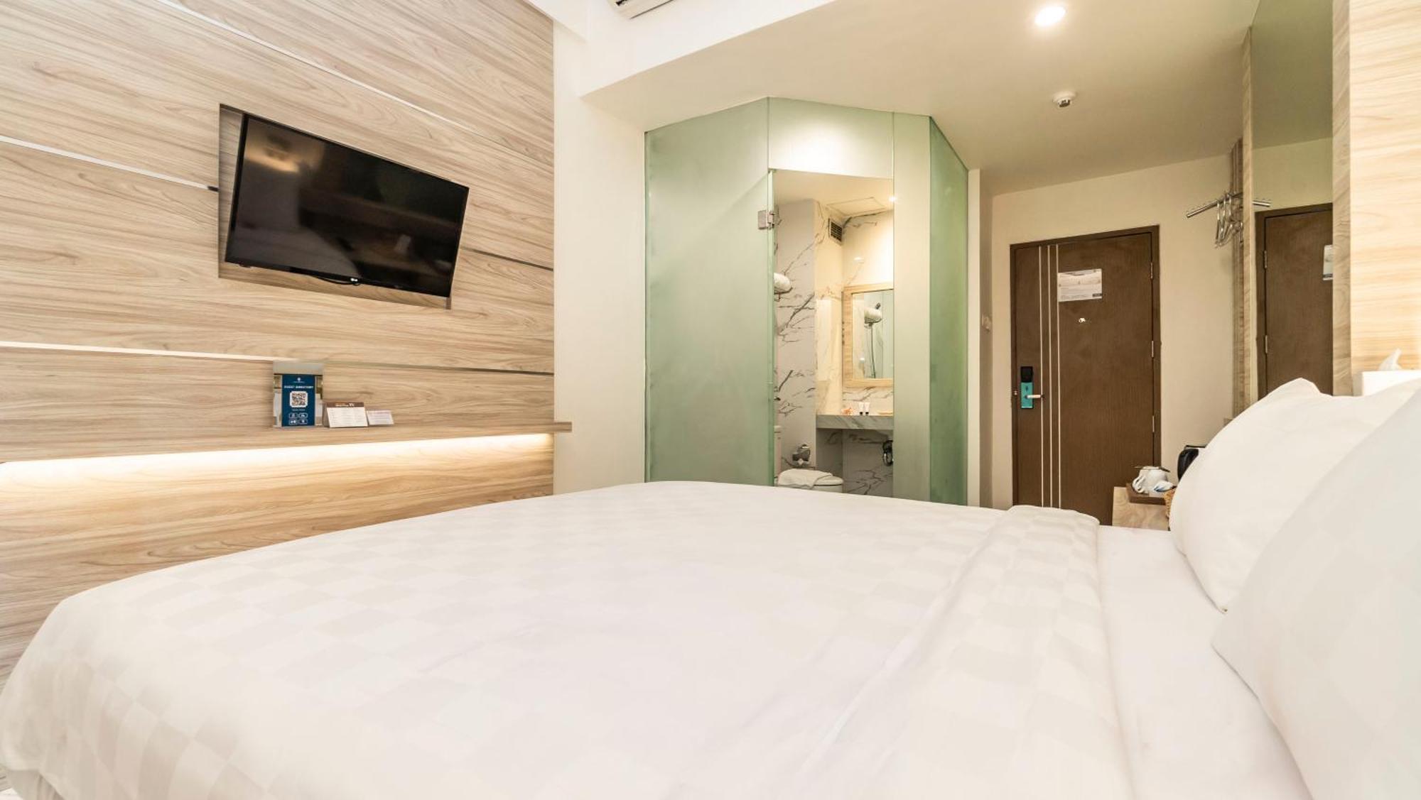 City Of Aventus Hotel - Denpasar Номер фото